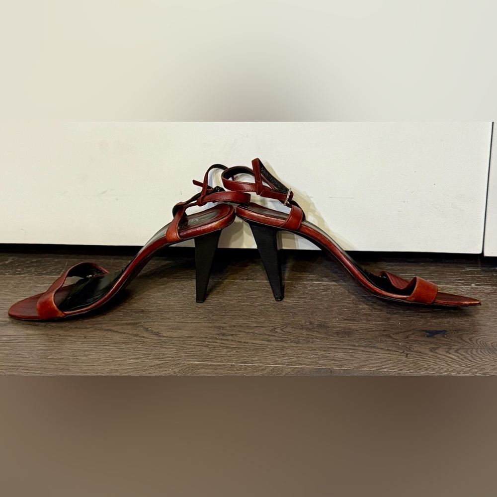 Gianni Versace Brown Red Leather Slingback Heeled Sandals
